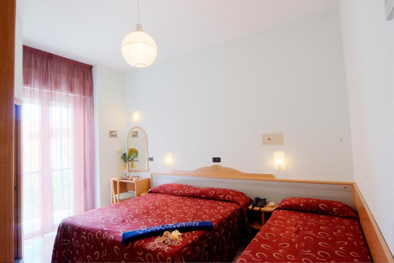 Hamilton Hotel 3*